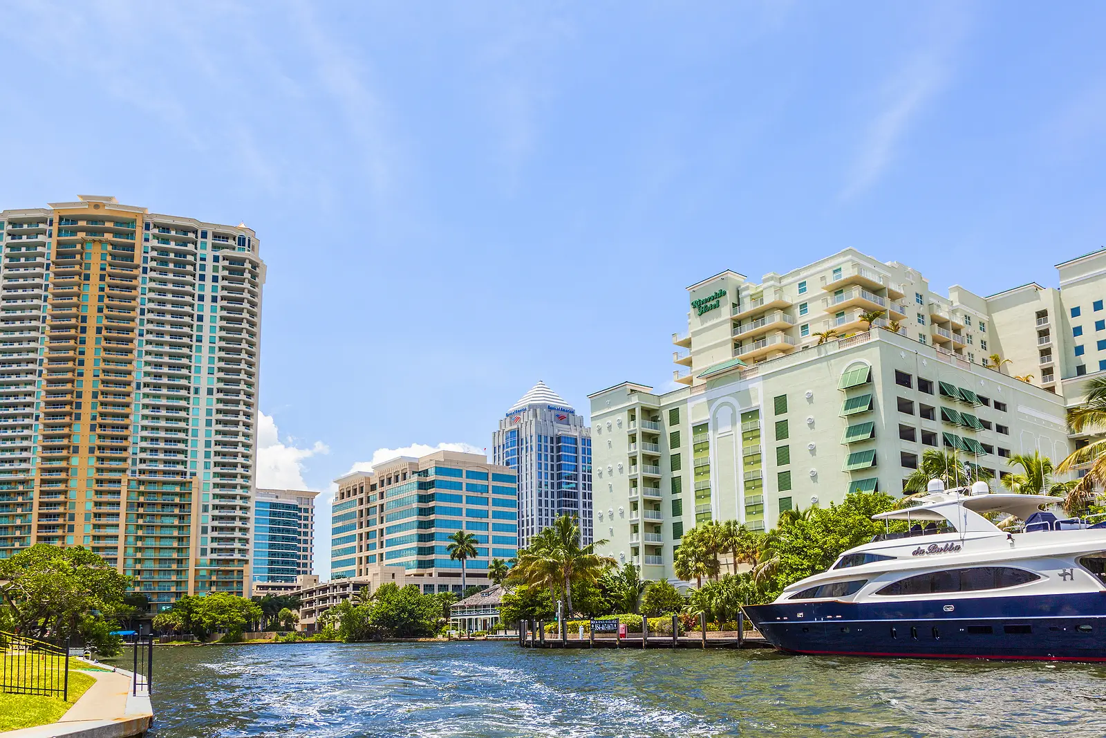 How to Screen Tenants the Right Way in Fort Lauderdale, FL